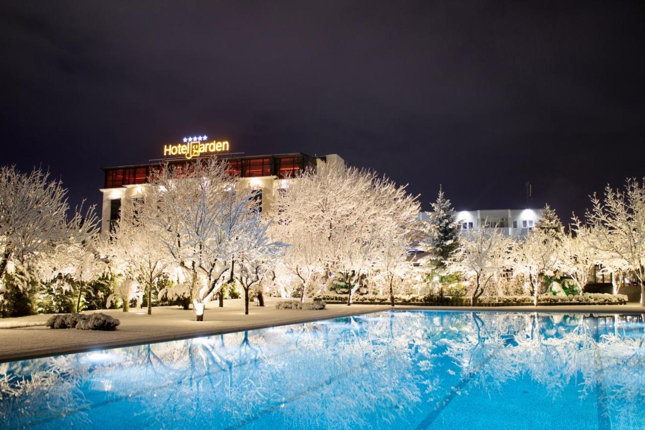 Hotel Garden Pristina Exterior photo